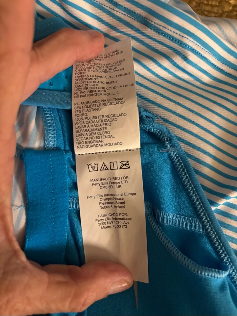 Women’s NWT NIKE Blue Striped Tankini Racer back Top W/Built-In Bra Size Small